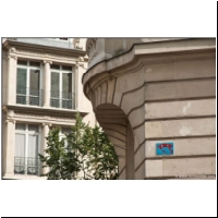 Paris_Streetart_Invader_05326002.jpg