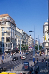 Viennaslide-00061115 Wien, Mariahilferstraße vor dem Umbau zur Fußgängerzone, Kreuzung Neubaugasse