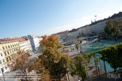 Viennaslide-00161119 Wien, Brunnenmarktviertel, herbstlicher Blick auf den Yppenplatz