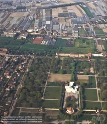 Viennaslide-00380197 Wien, Schloss Neugebäude, Luftaufnahme bei Anflug auf Flughafen Schwechat - Vienna, Approach to Vienna International Airport