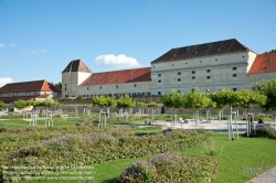 Viennaslide-00380405 Wien, Schloss Neugebäude, Nordfassade und neuer Garten - Vienna, Neugebaeude Palace