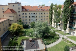 Viennaslide-00422313 Wien, Gemeindebau des 'Roten Wien' - Vienna, Council Tenement Block, 'Red Vienna', Matteotti-Hof; Siebenbrunnenfeldg. 26–30, Heinrich Schmid, Hermann Aichinger 1926 bzw. 1927