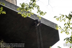 Viennaslide-01108348 Wien, Flakturm, Industriekletterer - Vienna, Flak Tower, Professional Climbers