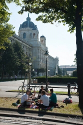 Viennaslide-01110830 Wien, Ringstraße, autofreier Tag, 'Rasen am Ring' - Vienna, Ringstrasse, Car Free Day