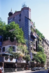 Viennaslide-01121123 Wien, Hundertwasserhaus - Vienna, Hundertwasser House