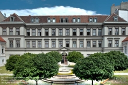 Viennaslide-01154604h Wien, Finanzamt für den 8., 16., 17. Bezirk, Josefstädterstraße 39, Palais Strozzi, Vordertrakt