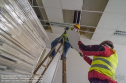 Viennaslide-01204015 Ehemalige Wienstrom-Zentrale, Wertstoffsammlung in einem Altbau durch Firma Baukarussell