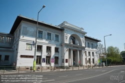 Viennaslide-03825104 Erstmals eröffnet 1898 als Teil der Stadtbahn von Otto Wagner, 1932 Einstellung des Personenverkehrs, nach langem Dornröschenschlaf am 31.5.1987 nach vorbildlicher Renovierung wiedereröffnet