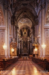 Viennaslide-04202508 Das Stift Klosterneuburg liegt im niederösterreichischen Klosterneuburg und ist ein Stift der Kongregation der österreichischen Augustiner-Chorherren. Die Basilika hat einen romanischen Ursprung mit gotischen Ergänzungen. Das Innere ist barock geprägt.