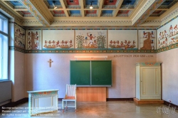 Viennaslide-04314114h Niederösterreich, Berndorf, Ägyptische Stilklasse in den von Arthur Krupp errichteten Schulen, 1896 - Lower Austria, Berndorf, Egyptian Style Classroom, 1896