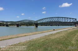 Viennaslide-04419084 Linz, historische Eisenbahnbrücke