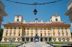 Viennaslide-04711134 Das Schloss Esterházy ist als einstige Fürstenresidenz ein Wahrzeichen der burgenländischen Landeshauptstadt Eisenstadt. Es ist im Besitz der Familie Esterházy.