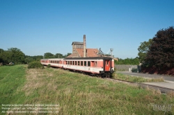 Viennaslide-04720105 Burgenland, abgestellte Reisezugwaggons in Neudorf bei Parndorf