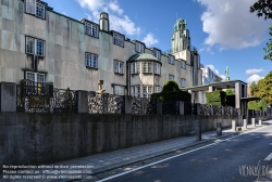 Viennaslide-05816125f Das Palais Stoclet ist eine von 1905 bis 1911 im Stil der Wiener Secession erbaute Villa in Woluwe-Saint-Pierre in der Region Brüssel-Hauptstadt. Architekt war Josef Hoffmann; von Gustav Klimt stammt der Stoclet-Fries.