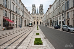 Viennaslide-05263801 Orleans, Tramway, 2012-07-10 °B Rue Jeanne d'Arc (0)