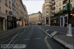 Viennaslide-05300819 Paris, leere Straße den Olympischen Spielen 2024, Jeux Olympiques 2024, JO24, Boulevard St-Germain // Paris, empty Street at the Olympic Games 2024, JO24, Boulevard St-Germain