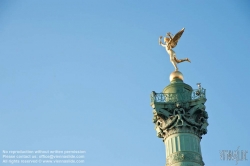 Viennaslide-05321913 Die Julisäule (französisch Colonne de Juillet) ist ein Denkmal auf der Place de la Bastille im 11. Arrondissement von Paris. Sie sollte an die 'drei glorreichen Tage' (27. Juli bis 29. Juli 1830) der Julirevolution im Jahr 1830 erinnern, die in Frankreich zum Sturz von Karl X. und zur Einsetzung des 'Bürgerkönigs' Ludwig Philipp ('Julimonarchie') führte.