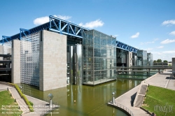 Viennaslide-05362543 Die Cité des sciences et de l’industrie (dt.: Stadt der Wissenschaften und der Industrie) dominiert den nördlichen Teil des Parc de la Villette im 19. Arrondissement von Paris und ist ein Wissenschafts-, Technik- und Industriemuseum.