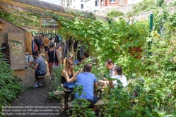 Viennaslide-05387510 Paris, Restaurant La Recyclerie im ehemaligen Bahnhof Ornano - Paris, Bar/Restaurant La Recyclerie in former Train Station Ornano