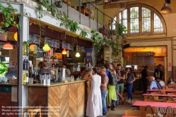 Viennaslide-05387531 Paris, Restaurant La Recyclerie im ehemaligen Bahnhof Ornano - Paris, Bar/Restaurant La Recyclerie in former Train Station Ornano