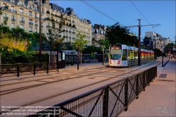 Viennaslide-05393679 Paris, Straßenbahnlinie T3b, Station Porte Dauphine // Paris, Tramway Line T3b, Porte Dauphine Station