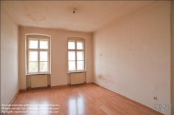 Viennaslide-78523009 Wien, leere Altbauwohnung