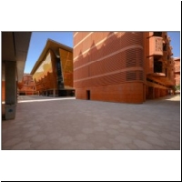 Masdar-20801105.jpg