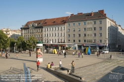 Viennaslide-00150158 Wien, Meiselmarkt und Wasserwelt, Architekten Rudolf Guttmann und Rupert Falkner, ca 1995