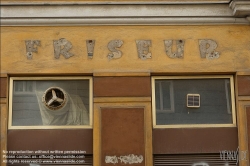 Viennaslide-00254048 Wien, Kriehubergasse 11, altes Friseurgeschäft