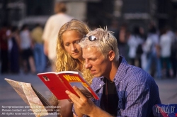 Viennaslide-00270151 Wien, junges Touristenpaar - Vienna, Young Tourists