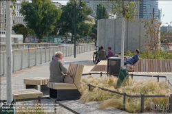 Viennaslide-00310338 Wien, Donaukanal, Umbau der Kaiserbadschleuse zu 'Hängenden Gärten'