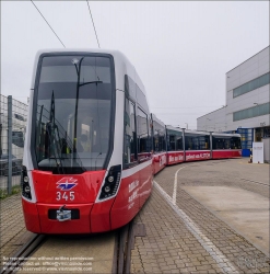 Viennaslide-00611223 Wien, Alstom, Präsentation der 1000. Straßenbahn von Alstom (früher Bombardier) aus Wien // Vienna, Presentation of the 1000th Streetcar by Alstom Vienna (former Bombardier)