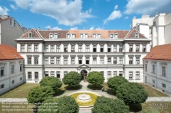 Viennaslide-01154610 Wien, Finanzamt für den 8., 16., 17. Bezirk, Josefstädterstraße 39, Palais Strozzi, Vordertrakt