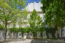 Viennaslide-01204209 Wien, ehemaliges Hotel Goldenes Lamm, Wiedner Hauptstraße 8 // Vienna, Former Hotel Goldenes Lamm