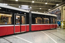 Viennaslide-03540117 Wien, Präsentation der neuen Straßenbahn Bombardier Flexity - Vienna, Bombardier Flexity Tramway Presentation