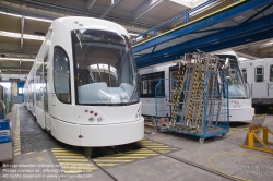 Viennaslide-03700205 Wien, Hauptwerkstätte der Wiener Linien, Straßenbahn von Bombardier für Palermo - Vienna, Main Workshop of Vienna Transport Authorities, Bombardier Tramcar for Palermo