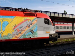 Viennaslide-04100086 ÖBB, moderne Taurus-Lok mit Kinderzeichnung