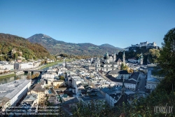 Viennaslide-04510809f Salzburg, Stadtpanorama vom Mönchsberg, im Hintergrund die Festung Hohensalzburg - Salzburg, Panoramic View with Hohensalzburg Castle in the Background