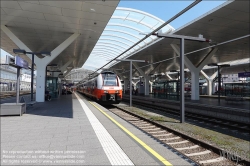 Viennaslide-04519108 Österreich, Salzburg, Hauptbahnhof, ÖBB-Nahverkehrszug // Austria, Salzburg, Main Train Station, Local Train of Austrian Federal Railway