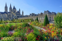 Viennaslide-05215114 Die Abtei Saint-Étienne, im Gegensatz zur Abbaye aux Dames auch Abbaye aux Hommes genannt, ist ein ehemaliges Benediktinerkloster in der französischen Stadt Caen in der Normandie, das dem Heiligen Stephan geweiht ist.