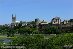 Viennaslide-05222001 Angers, Stadtpanorama am Fluss Maine, Kathedrale und Burg // Angers, Panorama over River Maine, Cathedral and Castle