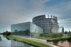 Viennaslide-05241516h Das Europäische Parlament (inoffiziell auch Europaparlament oder EU-Parlament; kurz EP) mit offiziellem Sitz in Straßburg ist das Parlament der Europäischen Union. Das Europäische Parlament wurde von der Architektengruppe 'Architecture Studio' aus Paris geplant.