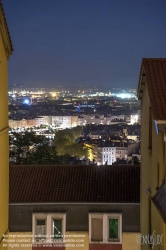 Viennaslide-05270130 Das 1. Arrondissement liegt am Hang des Croix-Rousse und auf der nördlichen Seite der Halbinsel, die durch den Zusammenfluss von Saône und Rhône gebildet wird. Die vielen Lokale machen es zum Ausgehviertel der Stadt.