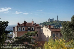 Viennaslide-05271001f Lyon, Panorama von Rue de l'Alma mit Blick auf Notre-Dame de Fourviere und Tour metallique - Lyon, Panorama from Rue de l'Alma and Viev towards Notre-Dame de Fourviere and Tour metallique