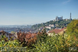 Viennaslide-05271008f Lyon, Panorama von Rue de l'Alma mit Blick auf Notre-Dame de Fourviere und Tour metallique - Lyon, Panorama from Rue de l'Alma and Viev towards Notre-Dame de Fourviere and Tour metallique