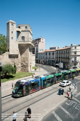 Viennaslide-05293131 Montpellier, moderne Tramway Linie 3, Fahrzeugdesign von Christian Lacroix - Montpellier, modern Tramway Line 3, Design by Christian Lacroix, Observatoire