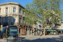 Viennaslide-05293138 Montpellier, moderne Tramway Linie 3, Fahrzeugdesign von Christian Lacroix - Montpellier, modern Tramway Line 3, Design by Christian Lacroix, Saint Denis