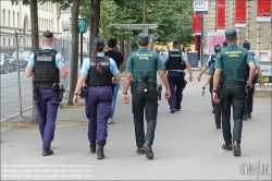 Viennaslide-05300807 Paris, Polizei aus verschiedenen Ländern, Vorbereitungen zu den Olympischen Spielen 2024, Jeux Olympiques 2024, JO24 // Paris, Police from different countries, Preparations for the Olympic Games 2024, JO24