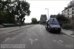 Viennaslide-05300810 Paris, Absperrungen zu den Olympischen Spielen 2024, Jeux Olympiques 2024, JO24 // Paris, Road Closures for the Olympic Games 2024, JO24