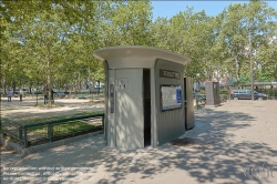 Viennaslide-05301020 Parin, Öffentliche Toilette // Paris, Public Toilet